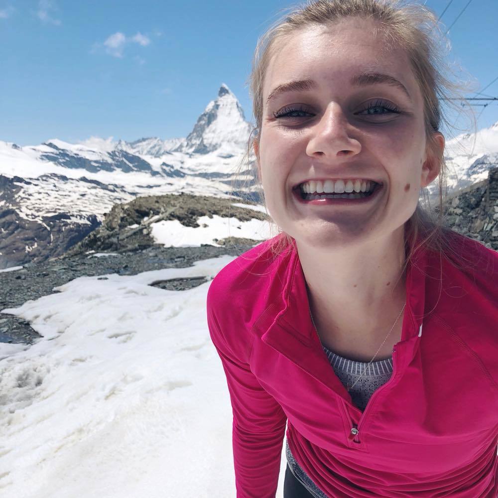 Meet your Posher, Jessica